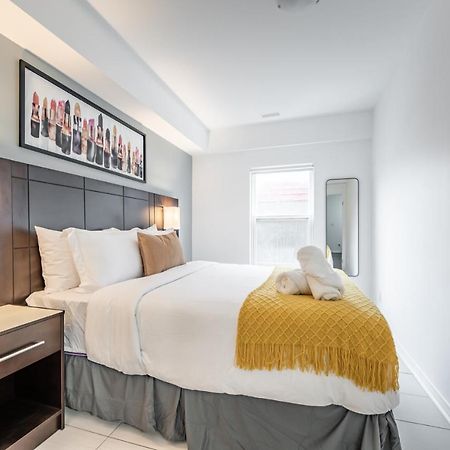 Kensington Market Apartments Toronto Bagian luar foto